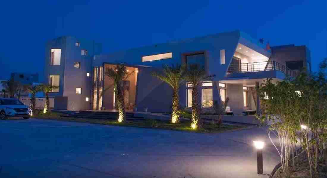 5-star-wedding-hotels in ramnagar