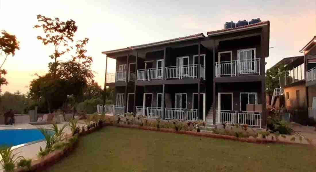 banquet-halls in morjim