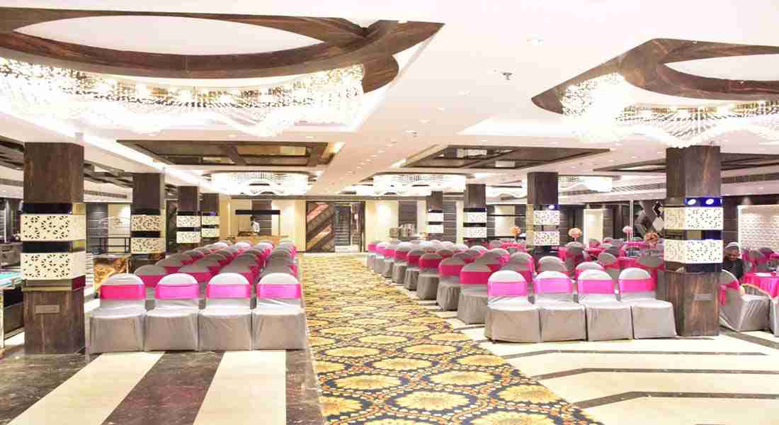 party-halls in kanpur-road