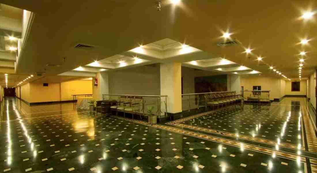 5-star-wedding-hotels in kanpur-road