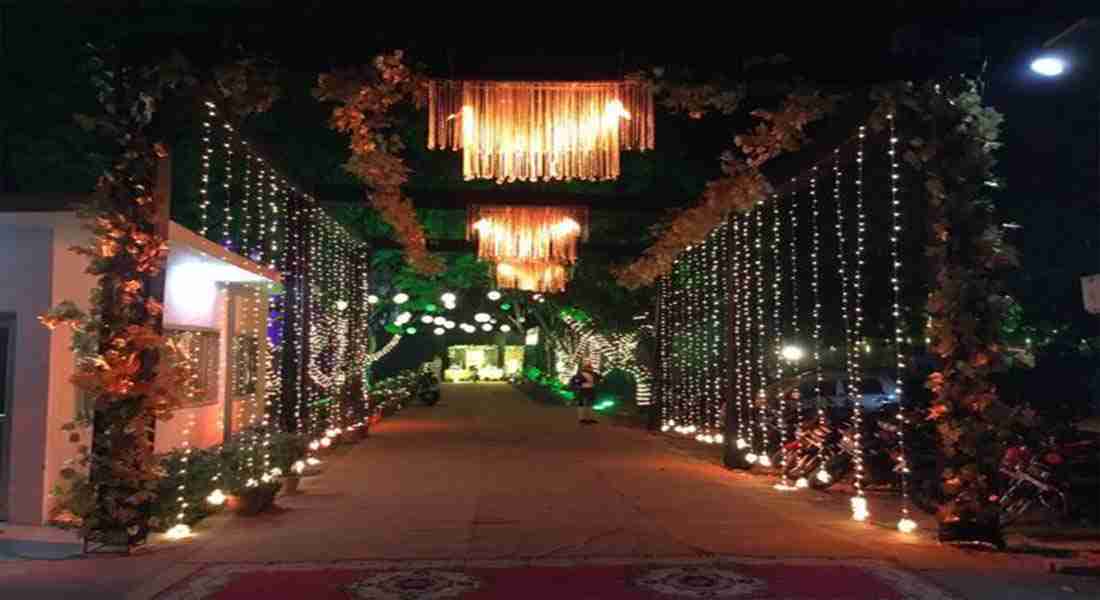 party-halls in kanpur-road