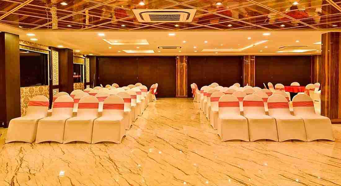 party-halls in kanpur-road