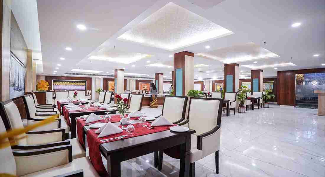 party-halls in gomti-nagar