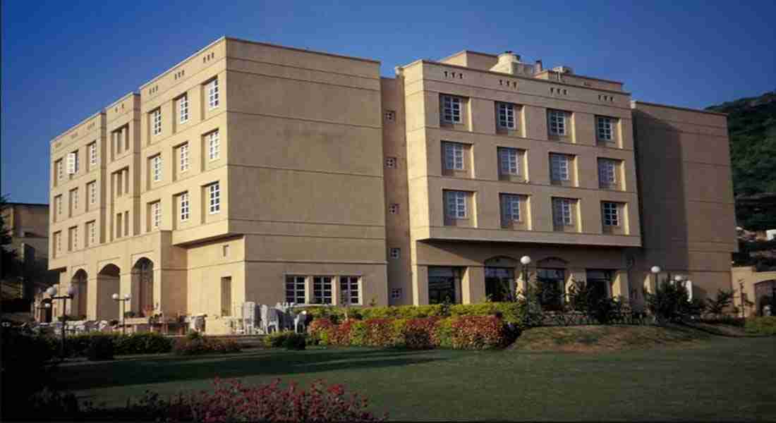 banquet-halls in hiran-magri