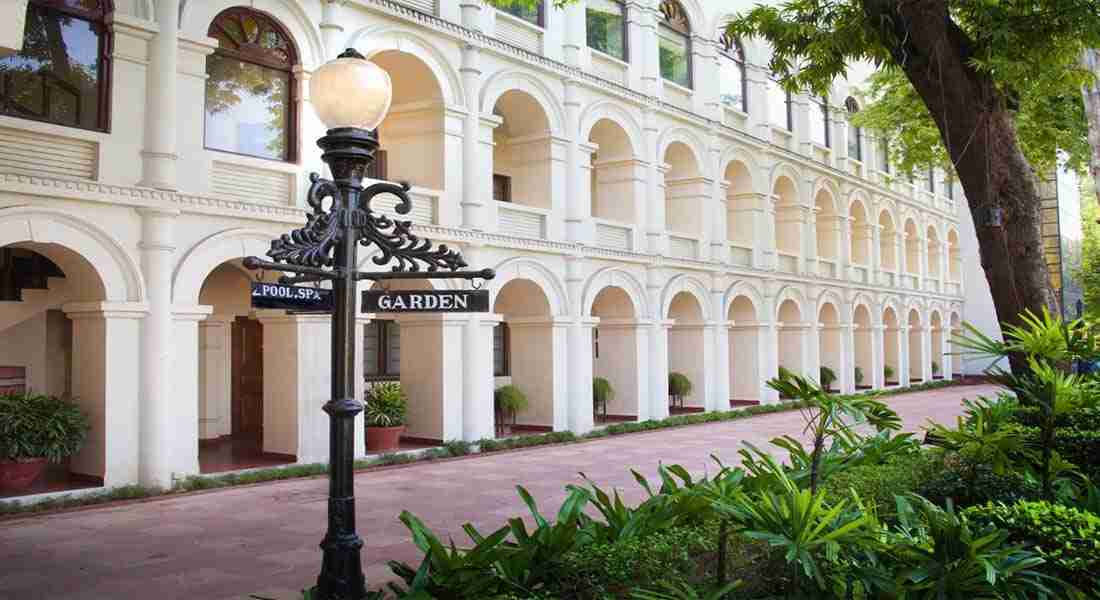 banquet-halls in rakabganj