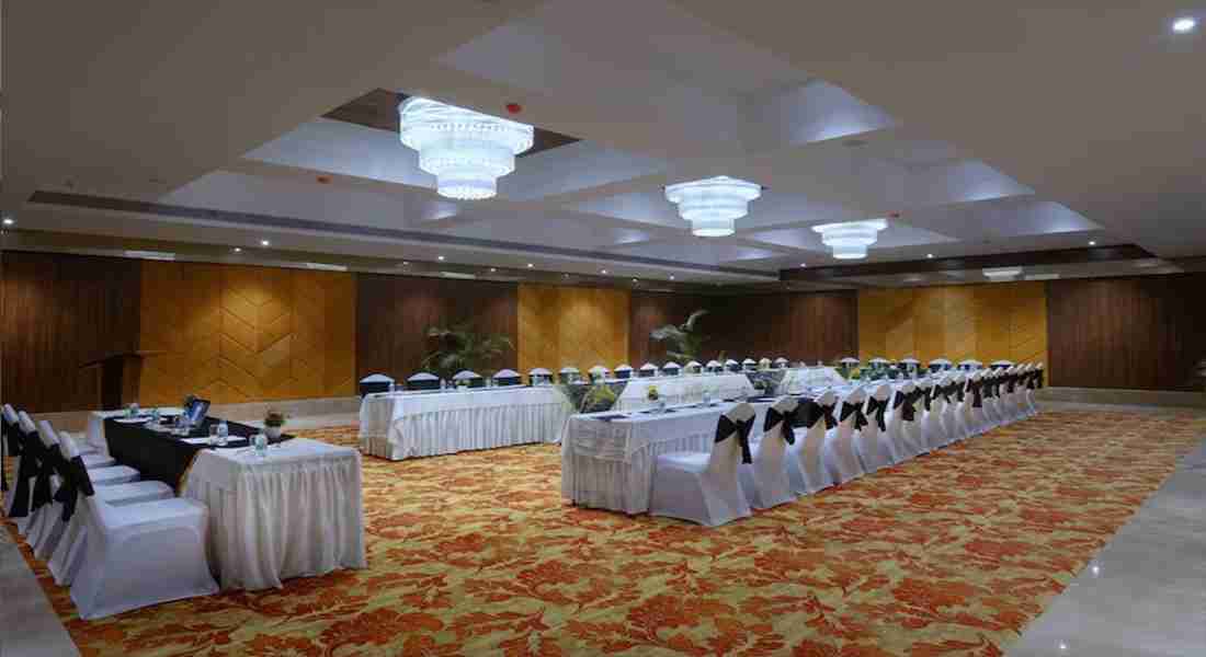 banquet-halls in tajganj