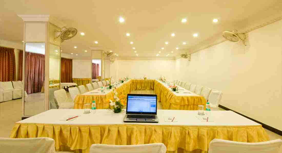 small-function-halls in agra-cantt