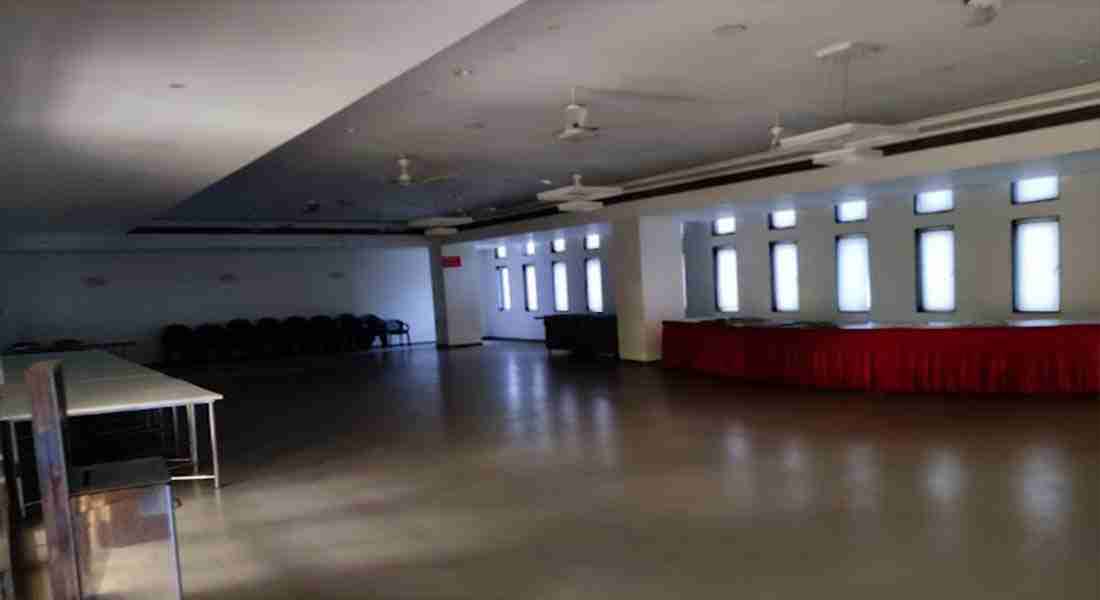 banquet-halls in sinhgad-road