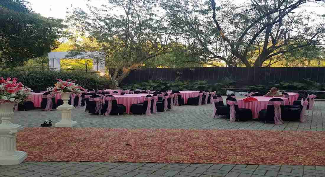 banquet-halls in sangamvadi