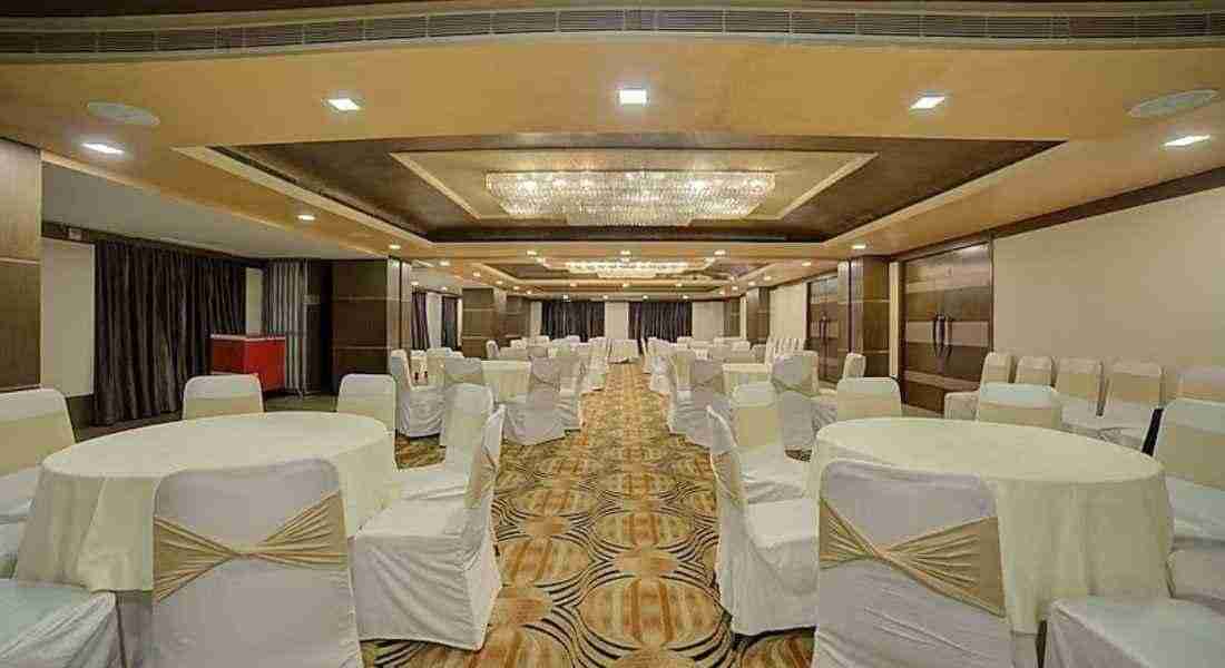 banquet-halls in race-course-rd