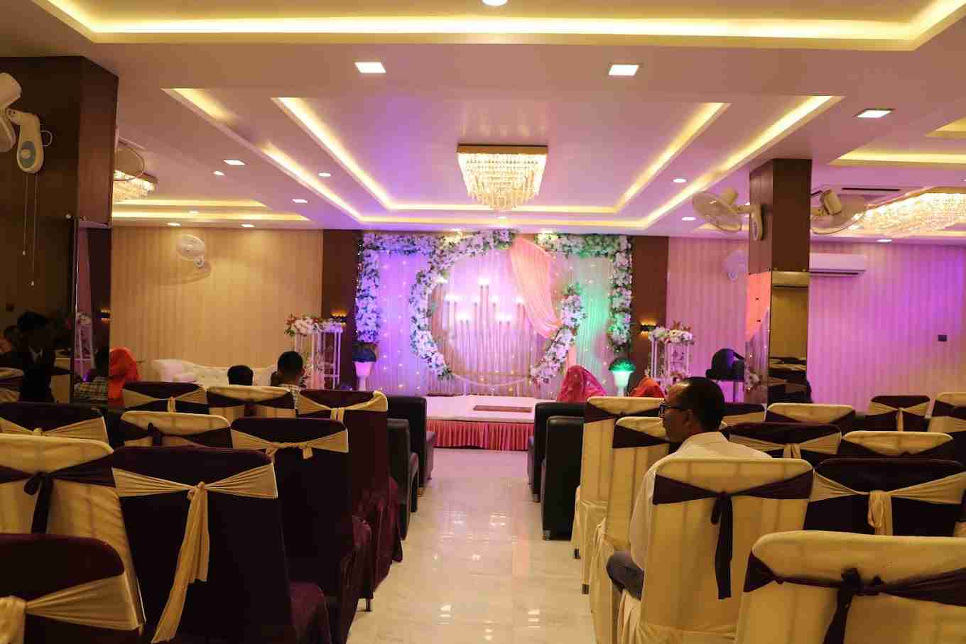 small function halls in lucknow