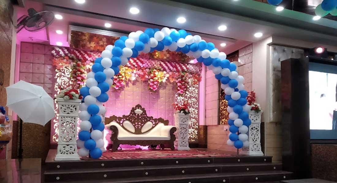 banquet halls in geeta colony