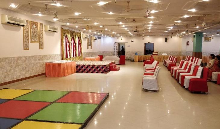 small function halls in pitampura