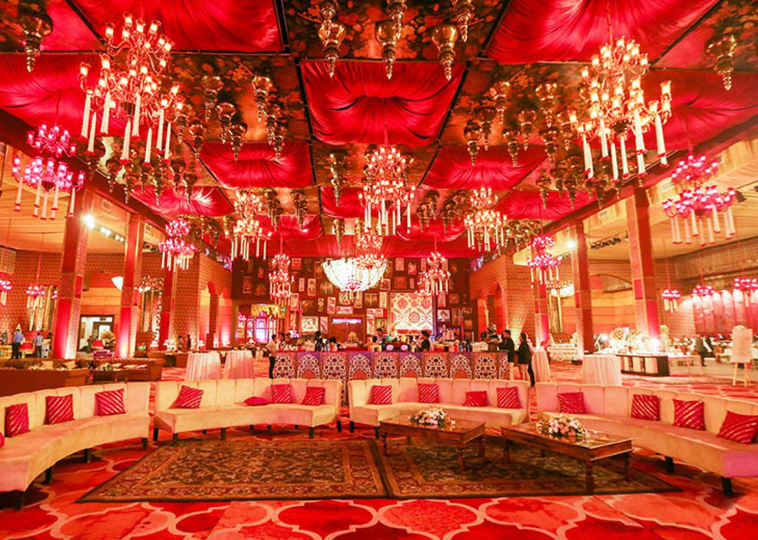 Shagun Farms by Ferns N Petals