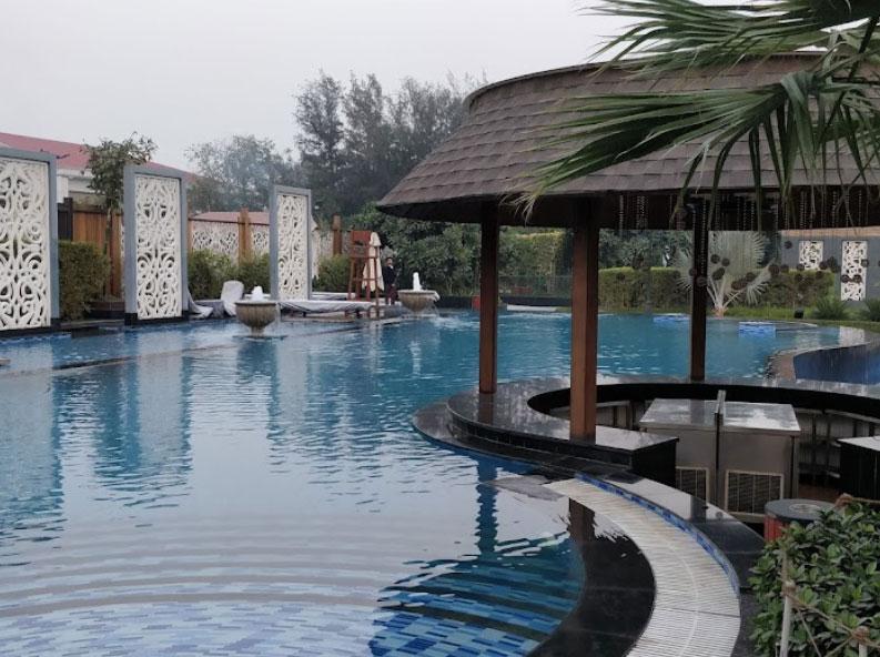 City Park Green Resort