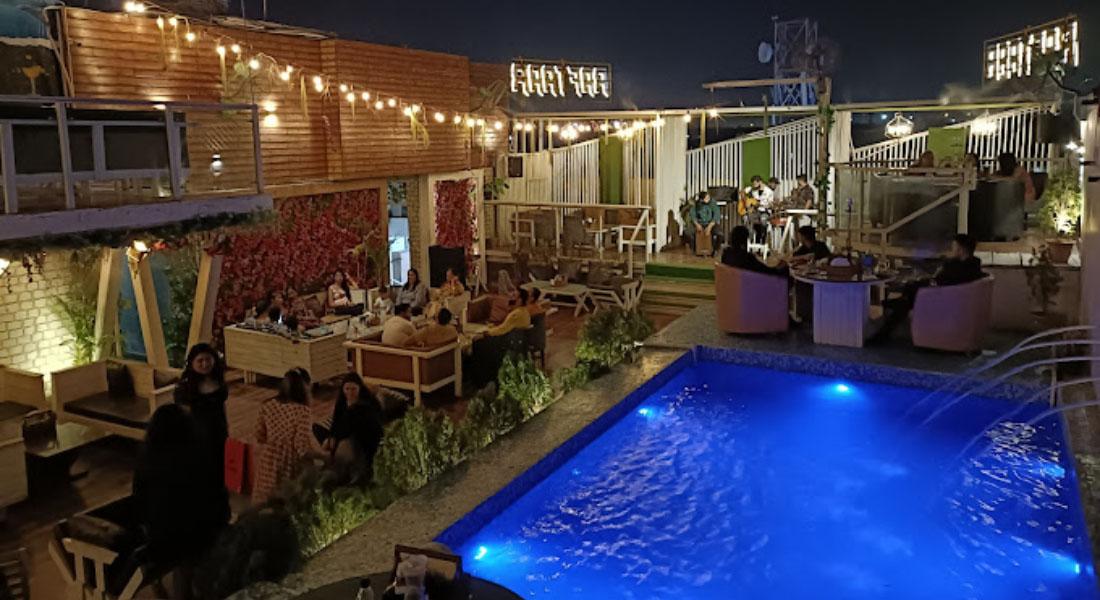 Raftaar High Speed Bar And Lounge