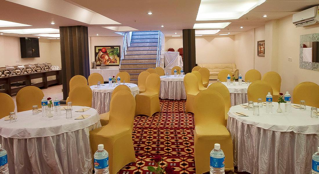 Hotel Pitrashish Premium