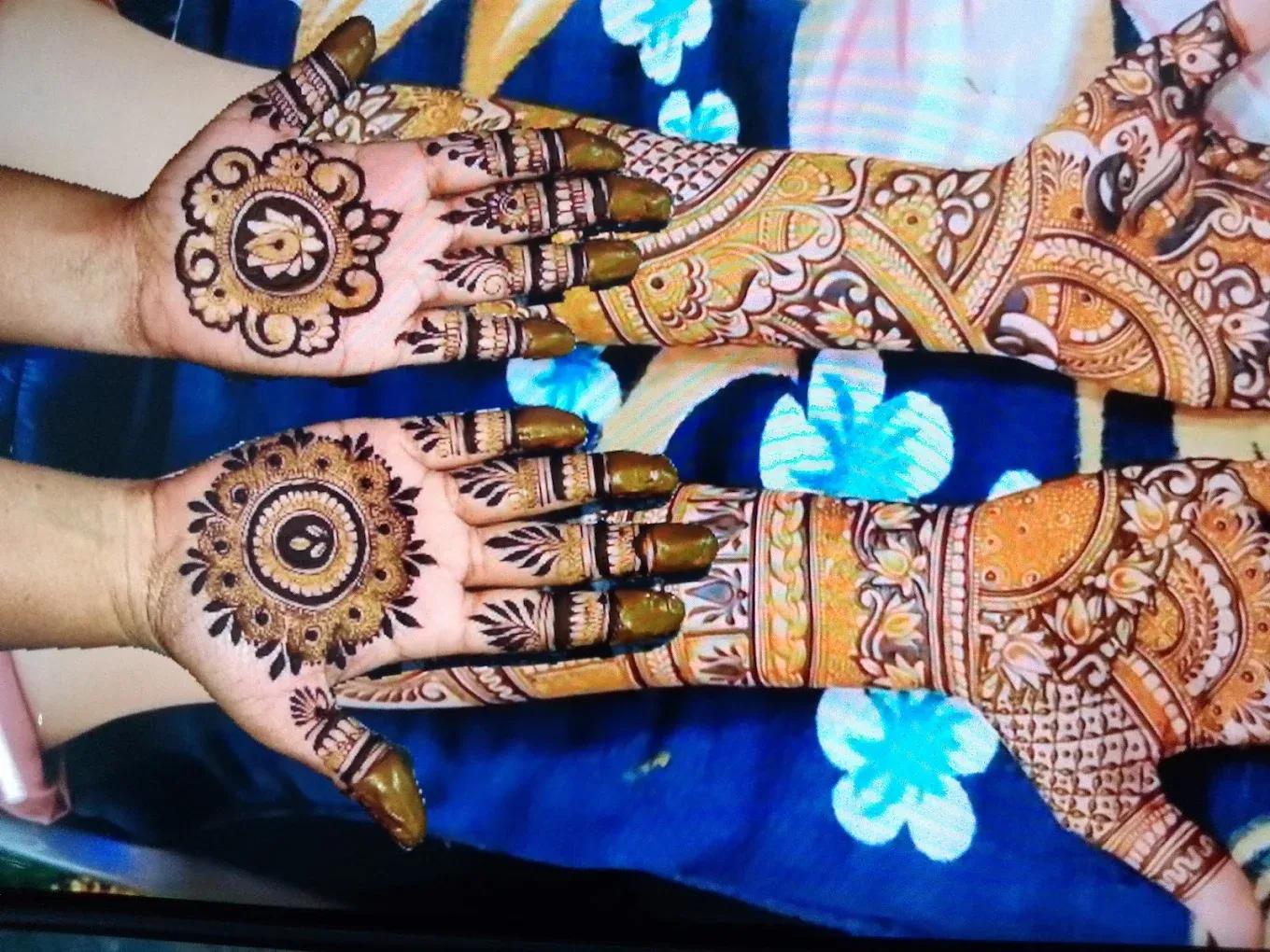 Prem Mehandi Art, Sector 15, Faridabad