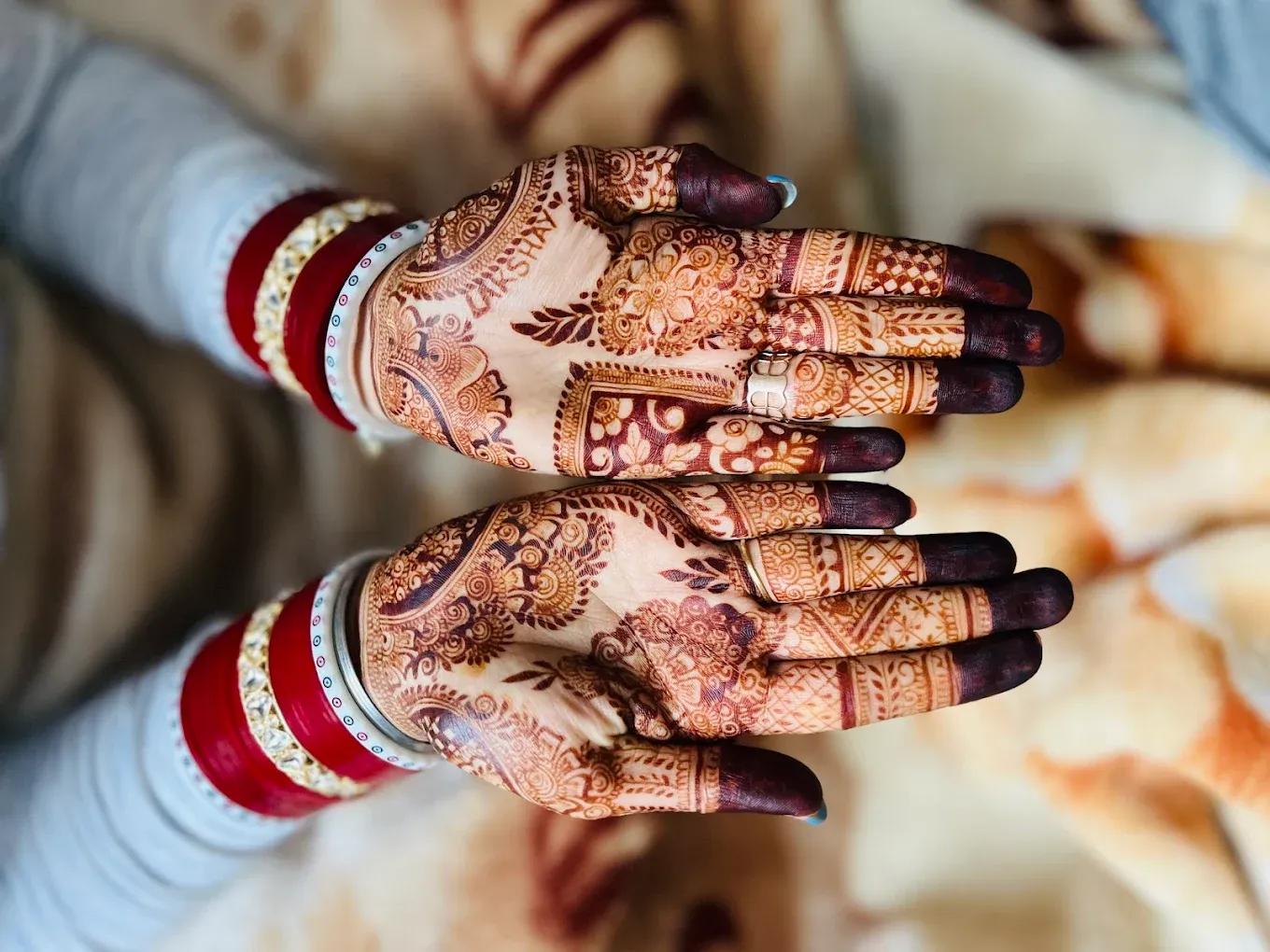 Vicky Mehandi Art Faridabad