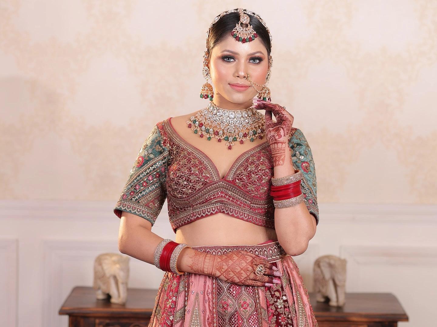 Makeup artist by Roma Mahajan