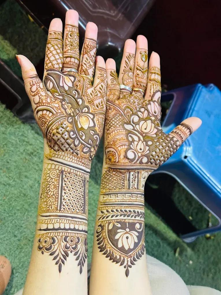 Rahul International Mehandi Artist