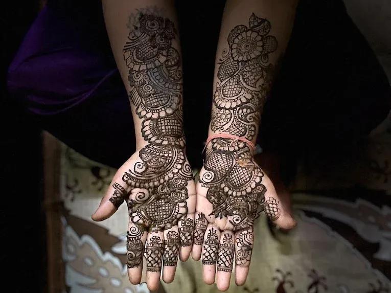 VAISHNAVI MEHANDI DESIGNER