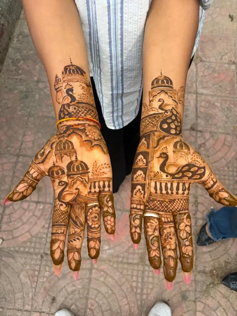 Akash Mehendi Point