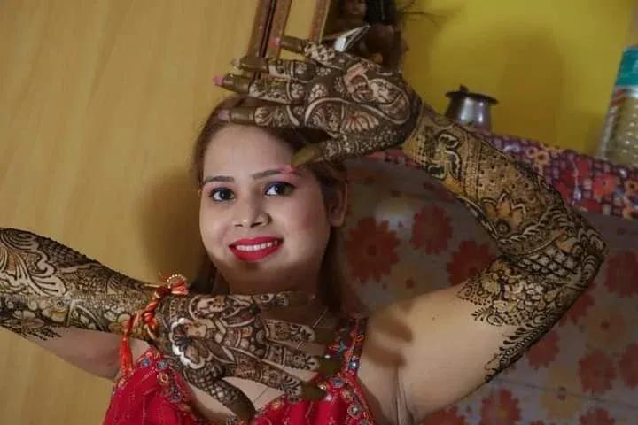 Rinku Mehandi Designer