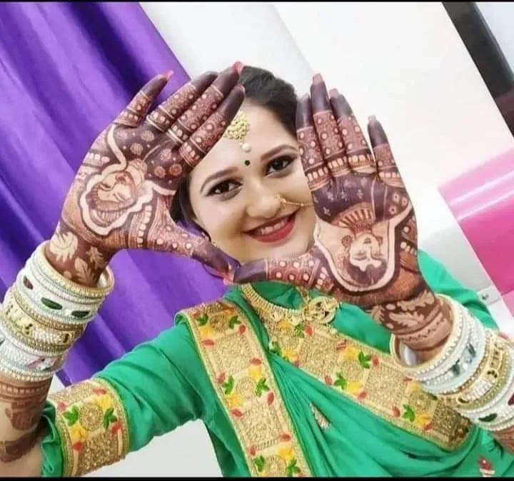 Rinku Mehandi Designer
