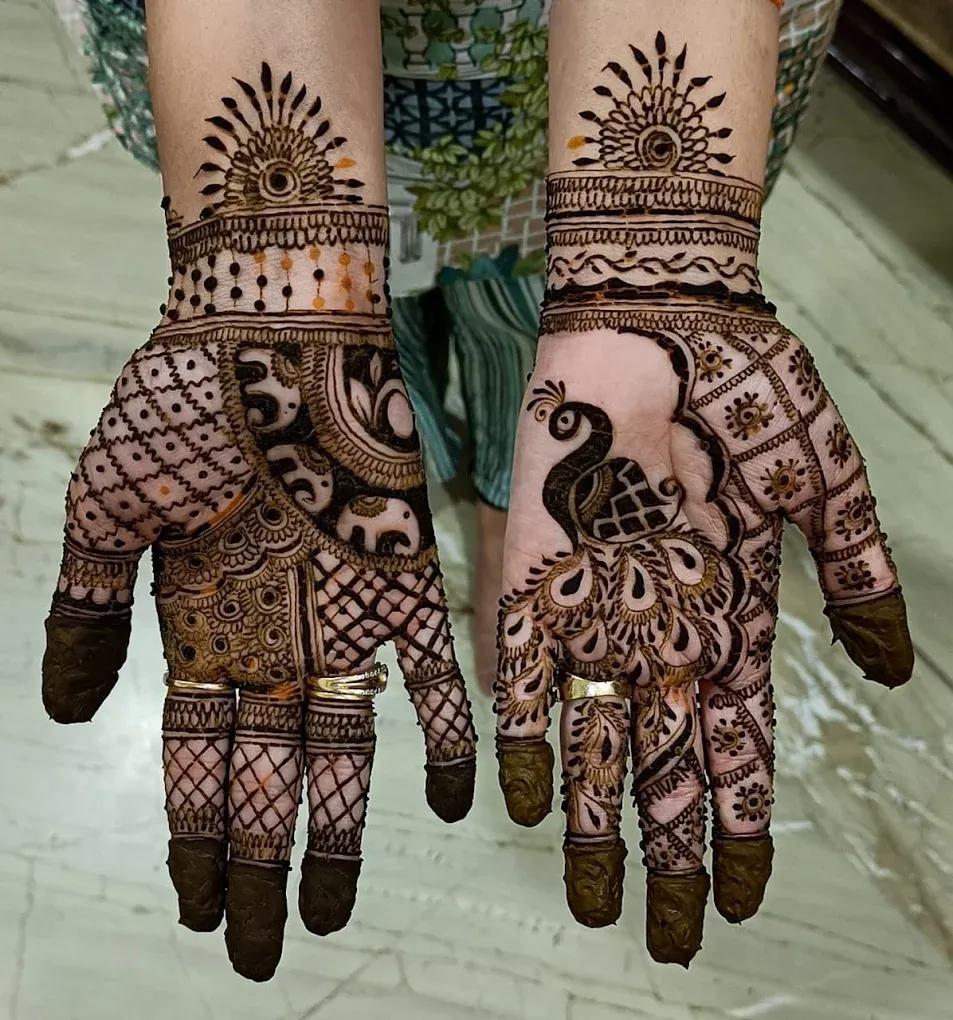 Mehendi creation by Riyanshi