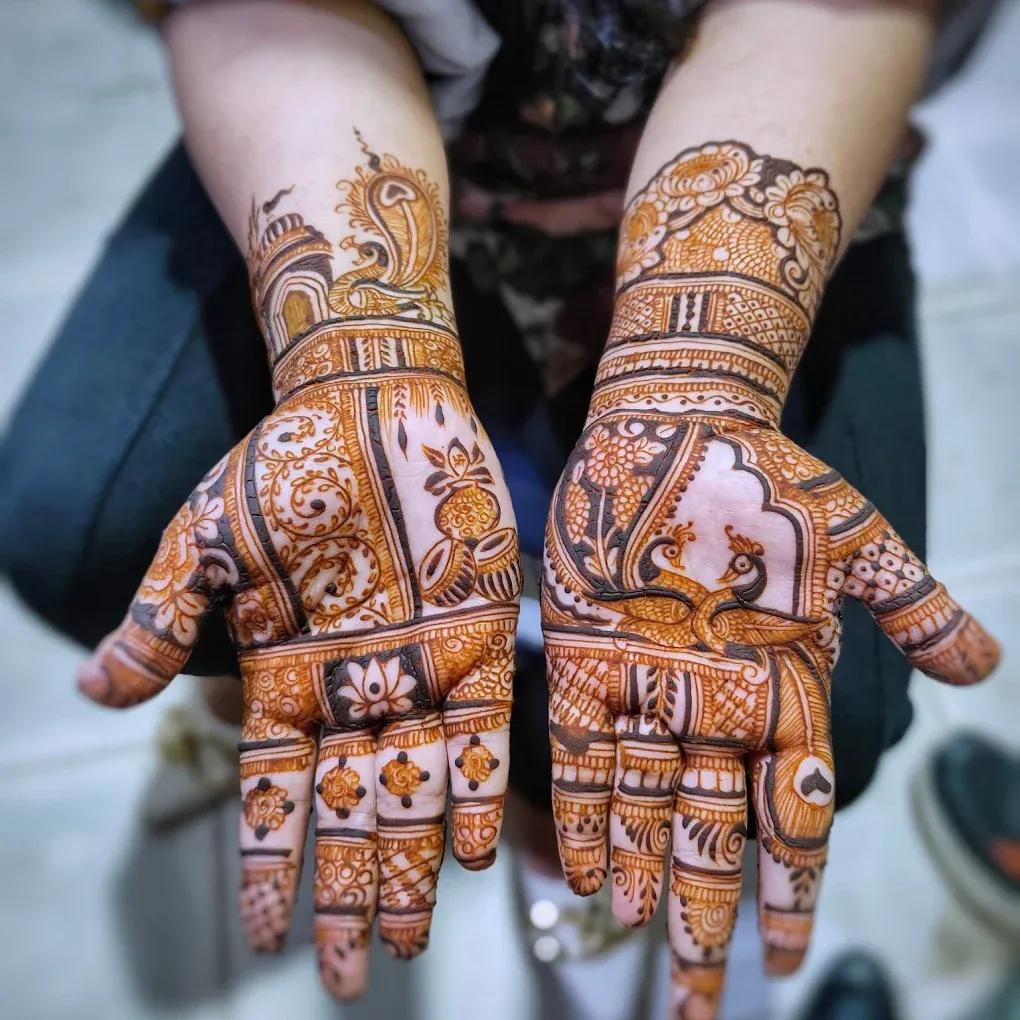 Yogesh Mehndi Artist