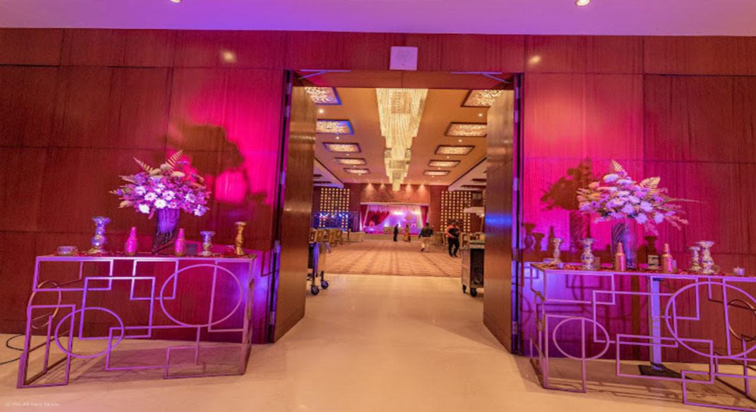 Classic Elegance New Industrial Town