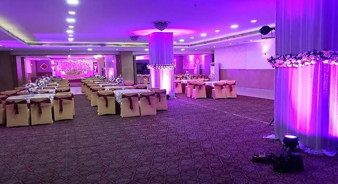 Hotel Hyphen Premier