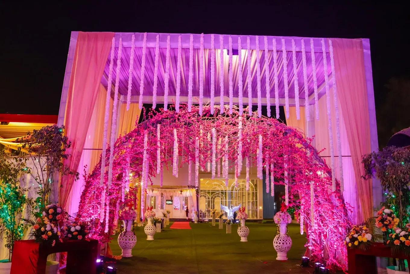 Krishna Greens By Mapple Gold