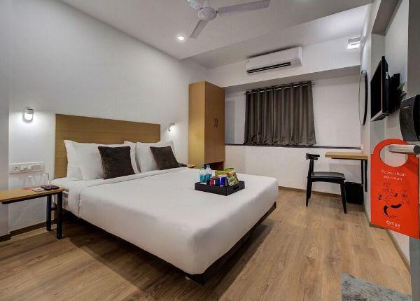 Oyo 13027 Flamingo Grand