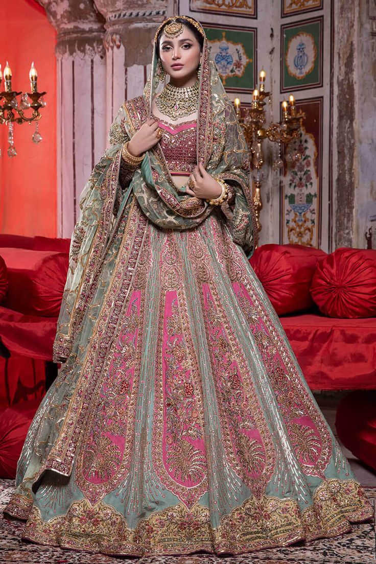 Top 13 Indian bridal fashion designers